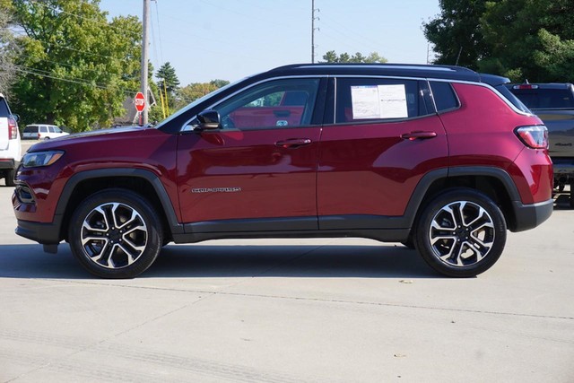 2022 Jeep Compass 4WD Limited image 06