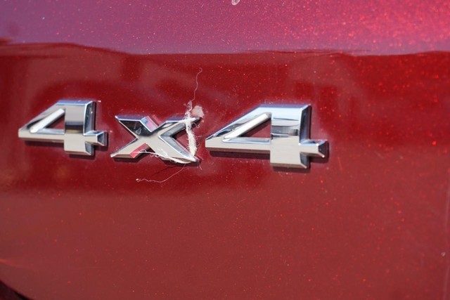 2022 Jeep Compass 4WD Limited image 19