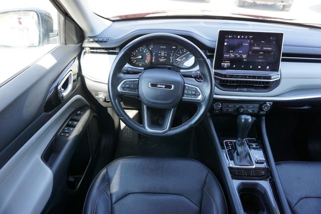 2022 Jeep Compass 4WD Limited image 34
