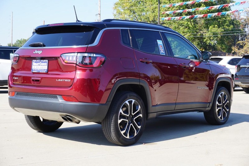 Jeep Compass Vehicle Full-screen Gallery Image 03