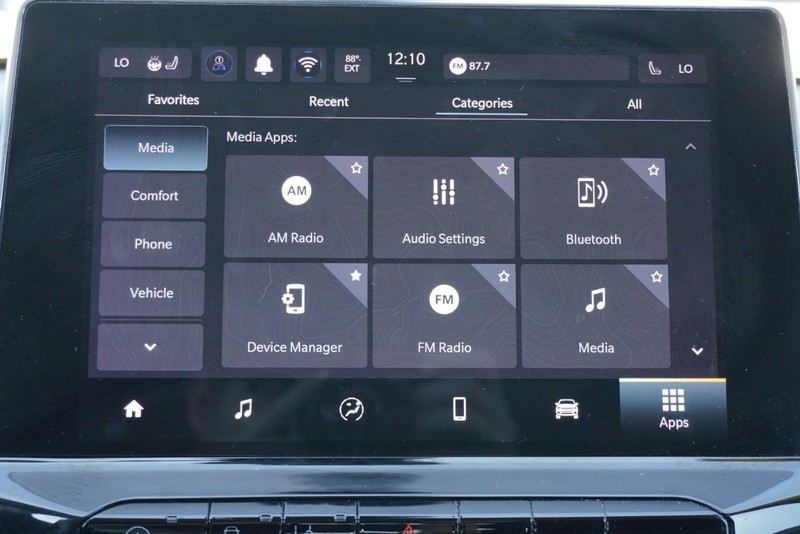 Jeep Compass Vehicle Full-screen Gallery Image 47