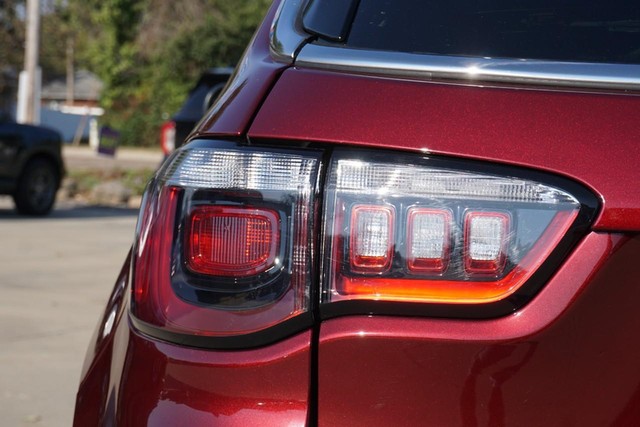 2022 Jeep Compass 4WD Limited image 17