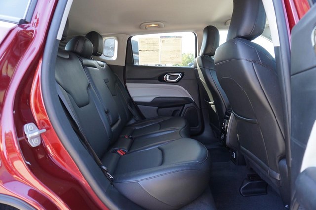 2022 Jeep Compass 4WD Limited image 27