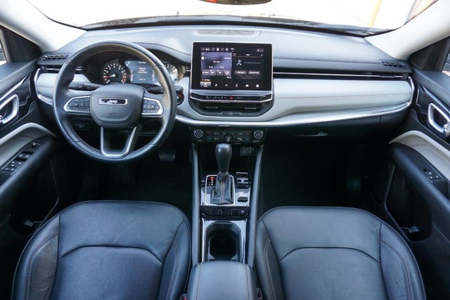 2022 Jeep Compass 4WD Limited image 31