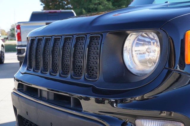 2022 Jeep Renegade 4WD Altitude image 11