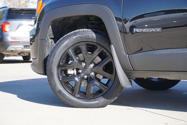 2022 Jeep Renegade 4WD Altitude image 14