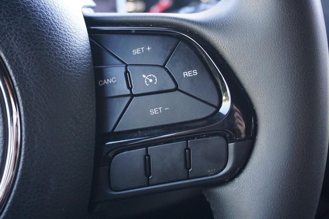 2022 Jeep Renegade 4WD Altitude image 33