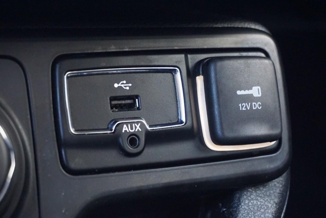 2022 Jeep Renegade 4WD Altitude image 39