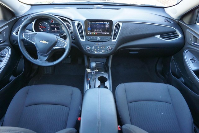 2023 Chevrolet Malibu LT image 30