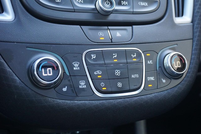 2023 Chevrolet Malibu LT image 40