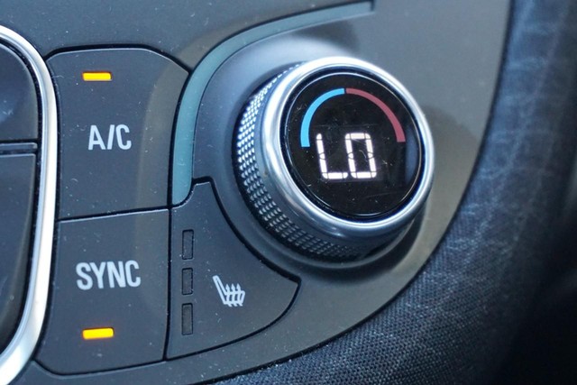 2023 Chevrolet Malibu LT image 41