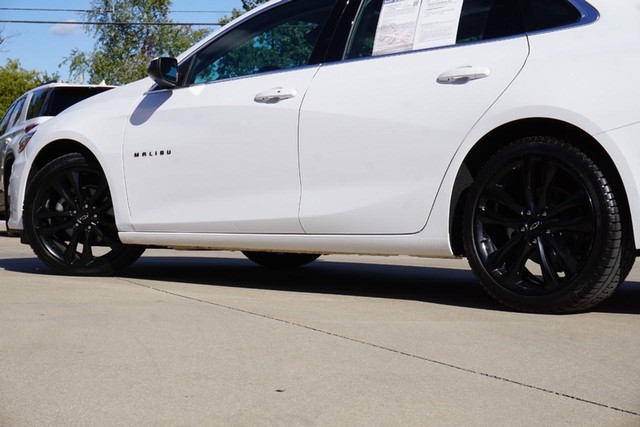 2023 Chevrolet Malibu LT image 13