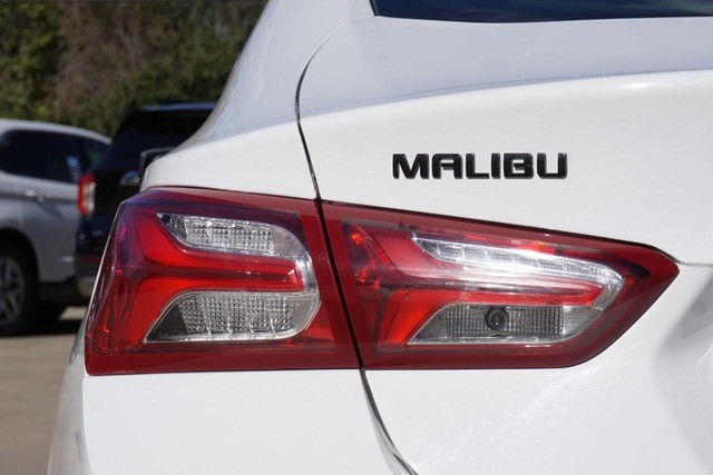 2023 Chevrolet Malibu LT image 17