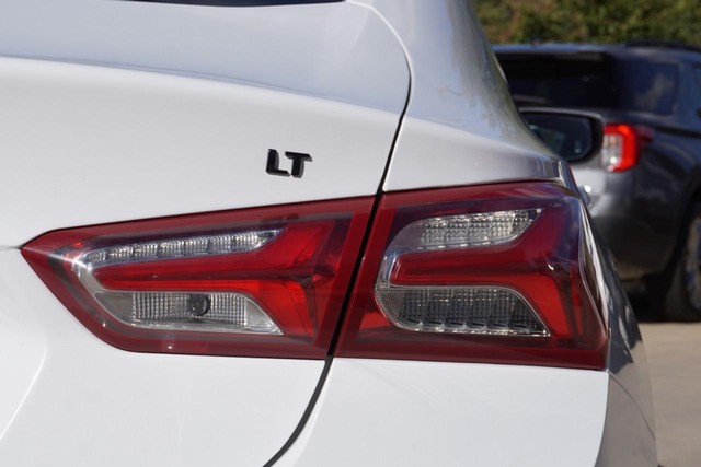 2023 Chevrolet Malibu LT image 18