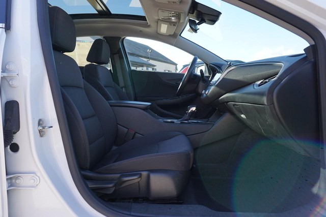2023 Chevrolet Malibu LT image 27