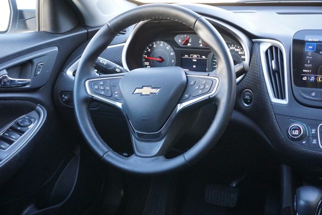 2023 Chevrolet Malibu LT image 30