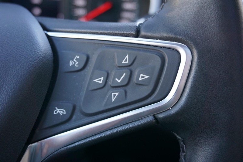 Chevrolet Malibu Vehicle Full-screen Gallery Image 37