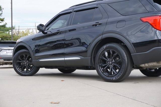 2023 Ford Explorer XLT image 13