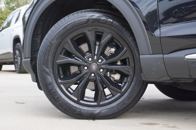 2023 Ford Explorer XLT image 14