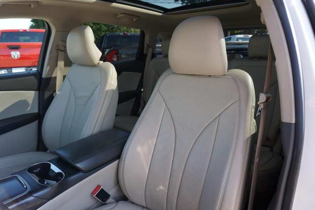 2016 Lincoln MKX Reserve image 24
