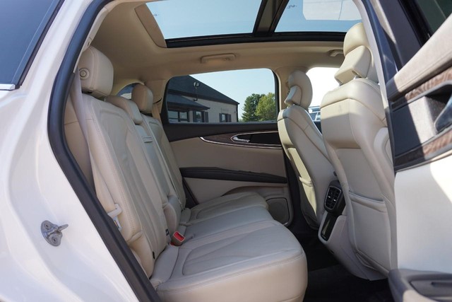 2016 Lincoln MKX Reserve image 27