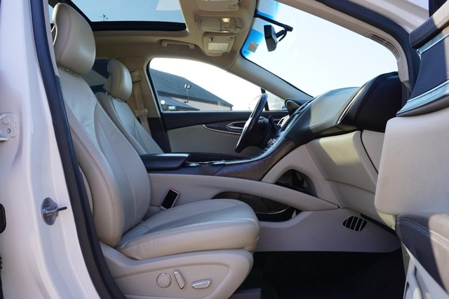 2016 Lincoln MKX Reserve image 29