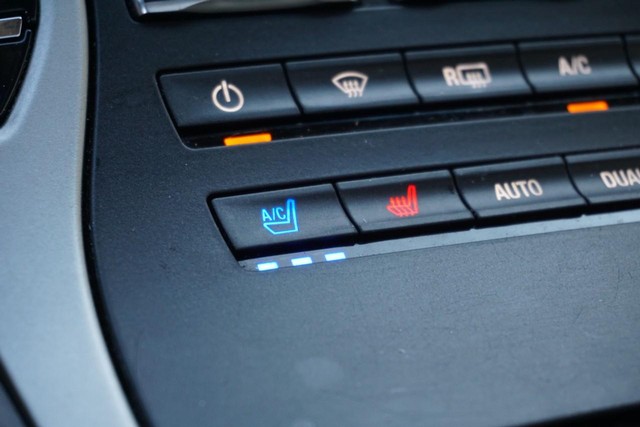 2016 Lincoln MKX Reserve image 44