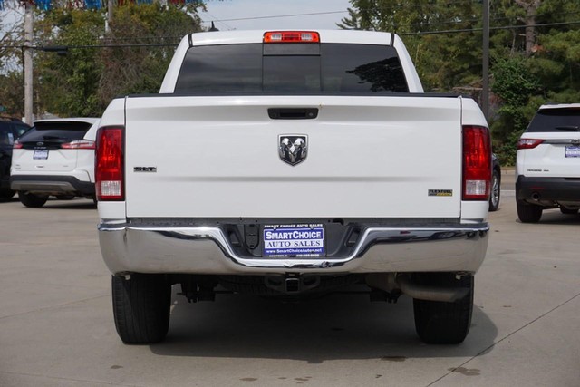 2016 Ram 1500 2WD SLT Quad Cab image 04