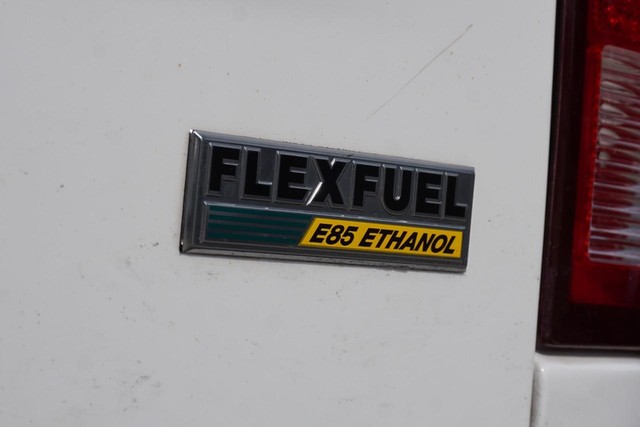 2016 Ram 1500 2WD SLT Quad Cab image 21