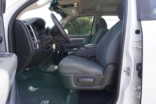2016 Ram 1500 2WD SLT Quad Cab image 22