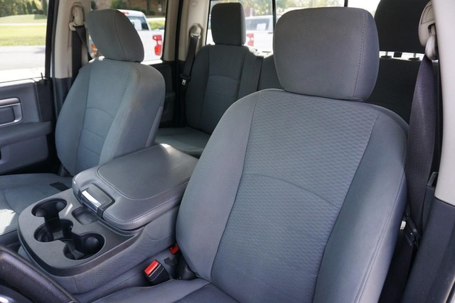 2016 Ram 1500 2WD SLT Quad Cab image 23