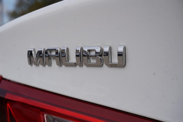 2023 Chevrolet Malibu LT image 11