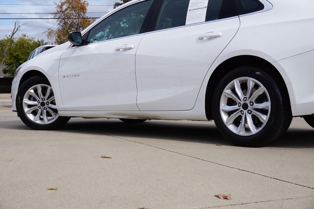 2023 Chevrolet Malibu LT image 13