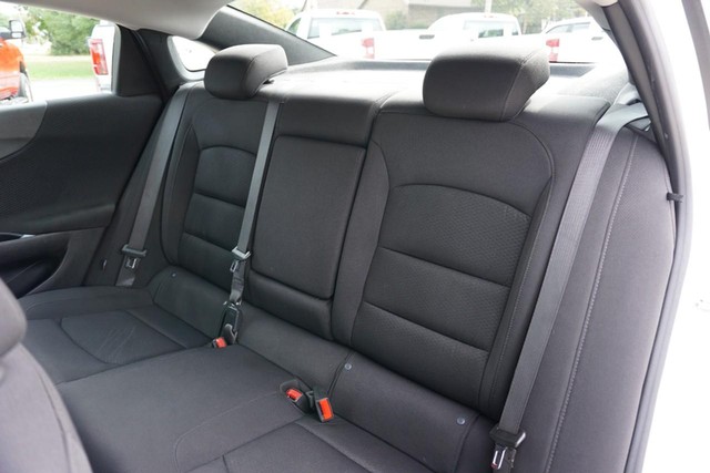 2023 Chevrolet Malibu LT image 19