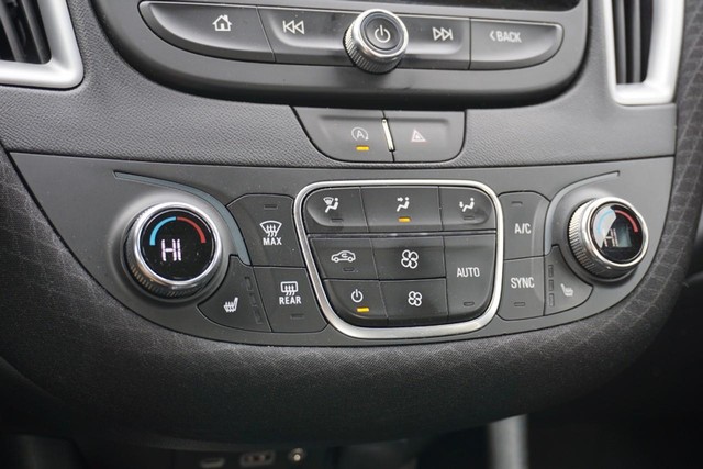 2023 Chevrolet Malibu LT image 33