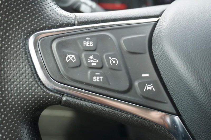 Chevrolet Malibu Vehicle Full-screen Gallery Image 28