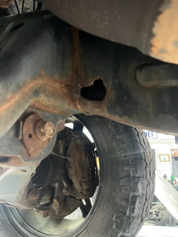 2011 Toyota Tundra 4WD Truck 4WD LTD CrewMax image 05