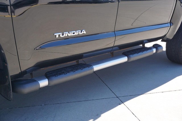 2011 Toyota Tundra 4WD Truck 4WD LTD CrewMax image 17