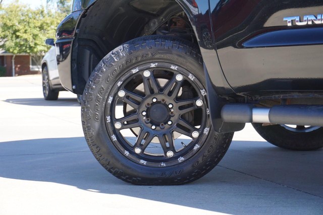 2011 Toyota Tundra 4WD Truck 4WD LTD CrewMax image 19