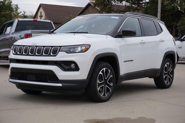 2022 Jeep Compass 4WD Limited image 07