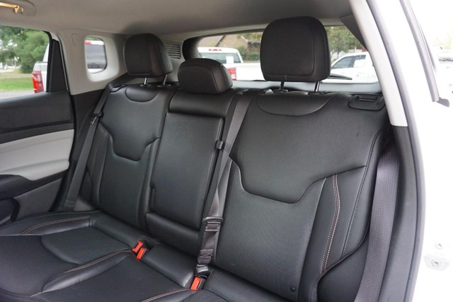 2022 Jeep Compass 4WD Limited image 26