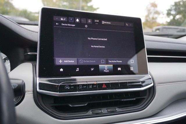 2022 Jeep Compass 4WD Limited image 39