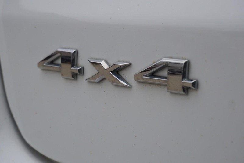 Jeep Compass Vehicle Full-screen Gallery Image 19