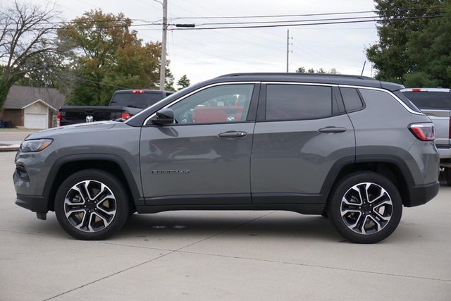 2023 Jeep Compass 4WD Limited image 06