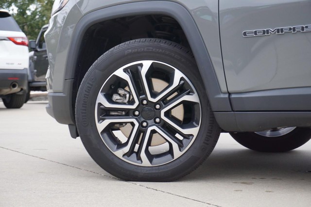 2023 Jeep Compass 4WD Limited image 14