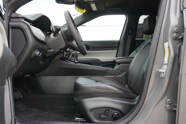 2023 Jeep Compass 4WD Limited image 22