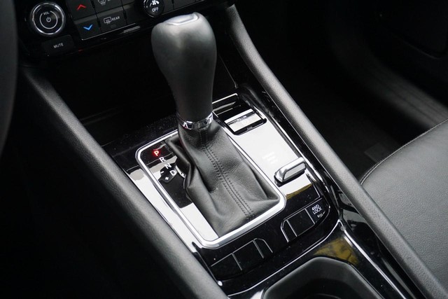 2023 Jeep Compass 4WD Limited image 41