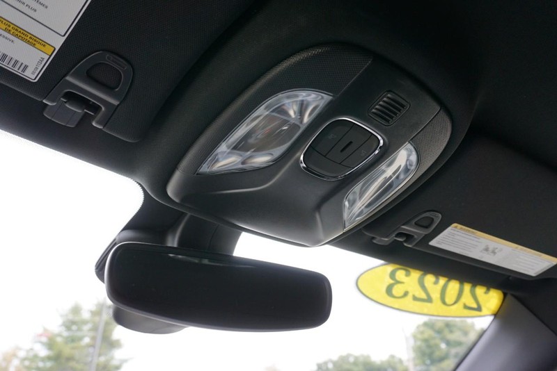 Jeep Compass Vehicle Full-screen Gallery Image 47