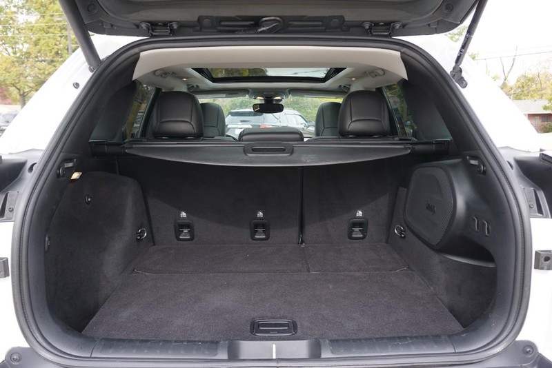 Jeep Cherokee Vehicle Full-screen Gallery Image 21