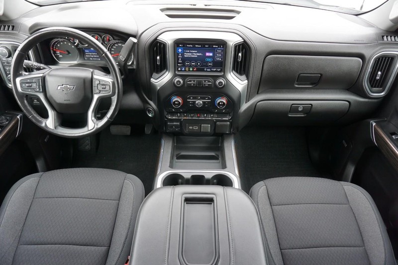 Chevrolet Silverado 1500 Vehicle Full-screen Gallery Image 34